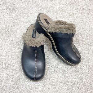 Crocs Cobbler Eva Faux Fur Clog Mules